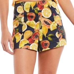 NWT Gianni Bini Lolita Botanical Lemon Citrus Shorts